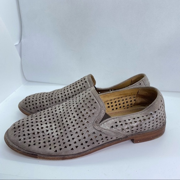 TRASK Ali Perforated Loafer - Picture 2 of 7